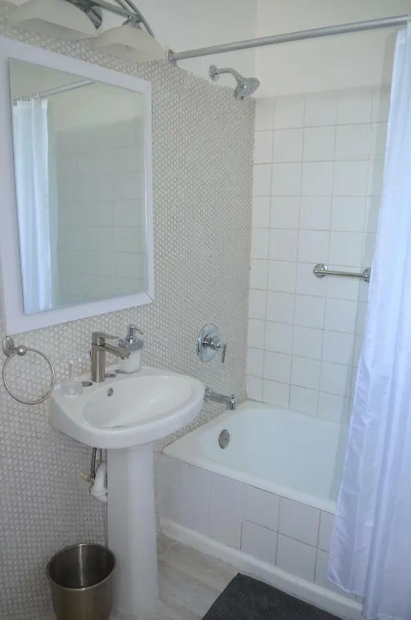 Sunset Arms Apartments Montego Bay Jamajka